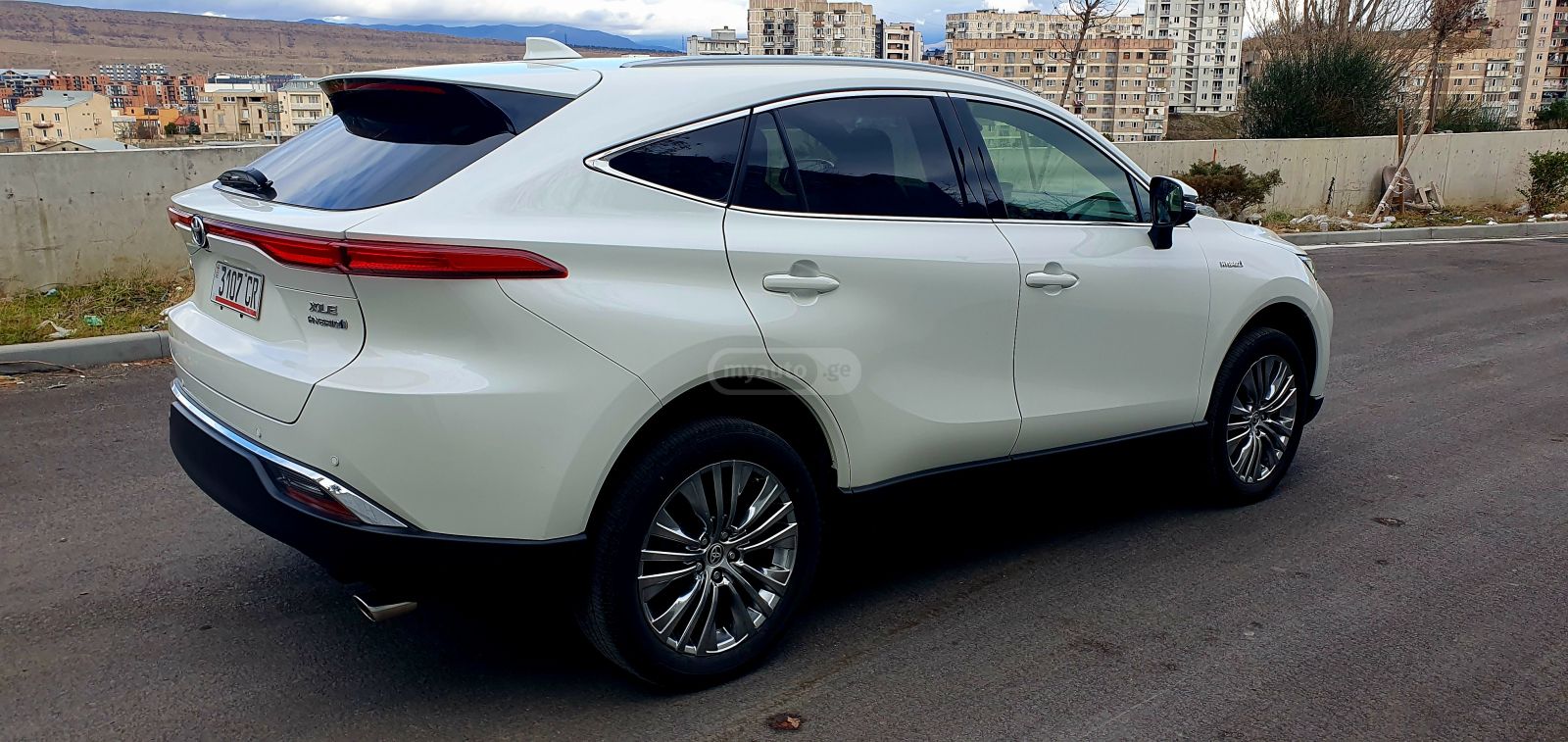 Toyota XLE 4dr All-Wheel Drive CVT — миниатюра 6