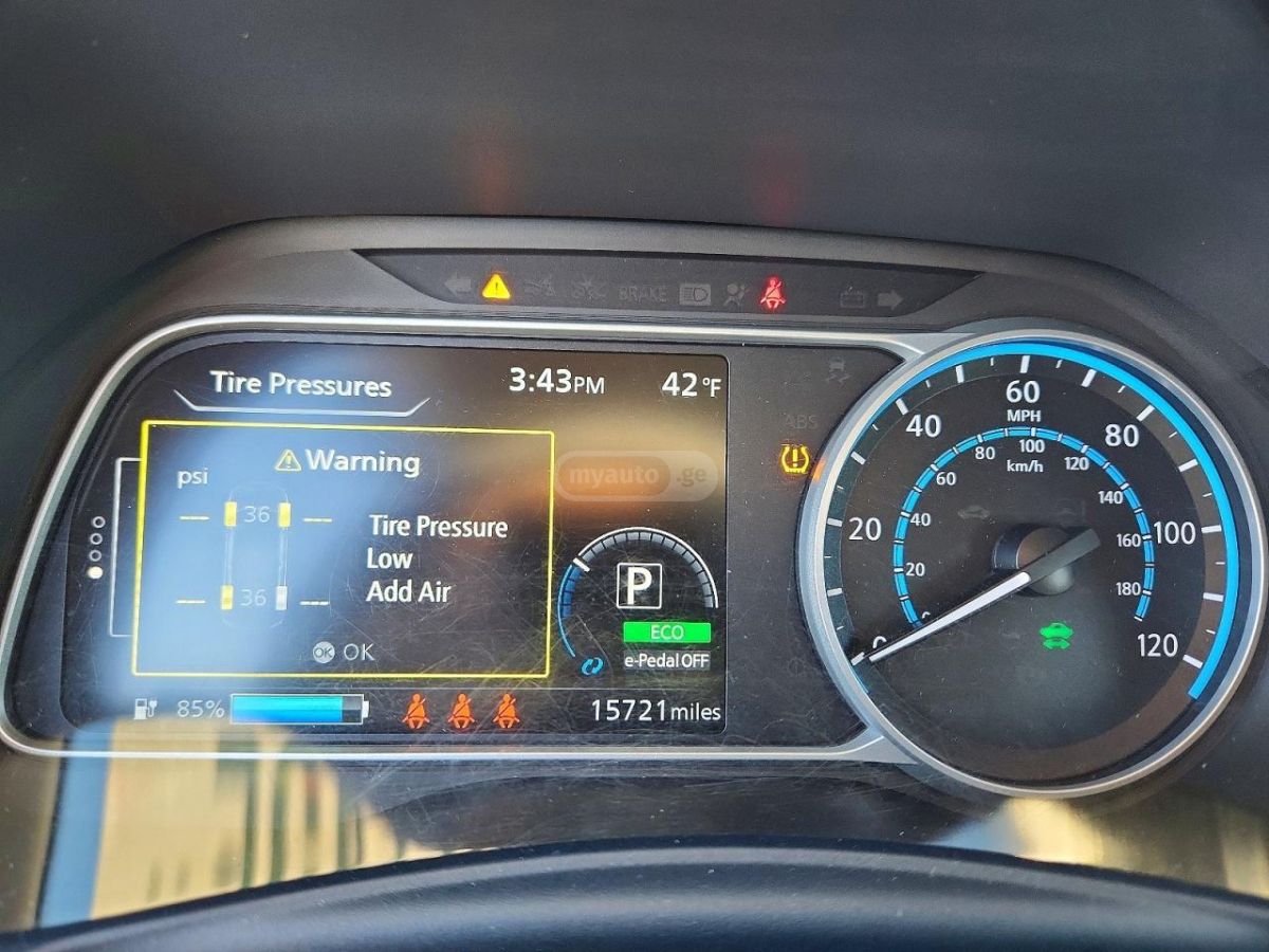 Nissan Leaf 2024 — миниатюра 9