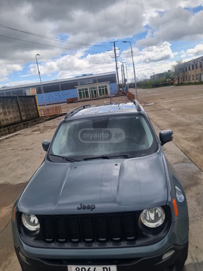Jeep Renegade - фото 2