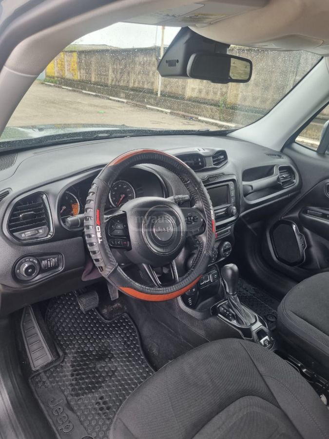 Jeep Renegade - фото 8