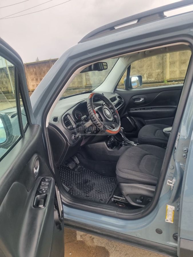 Jeep Renegade - фото 9