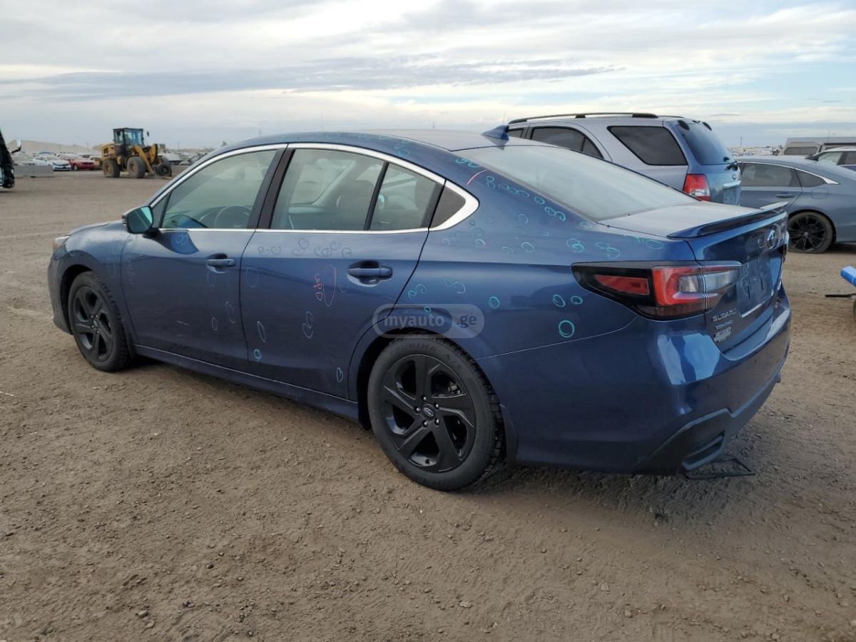 Subaru Legacy - фото 2