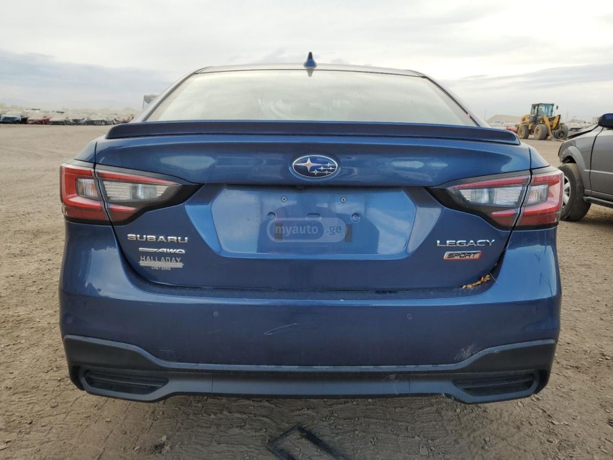 Subaru Legacy - фото 6