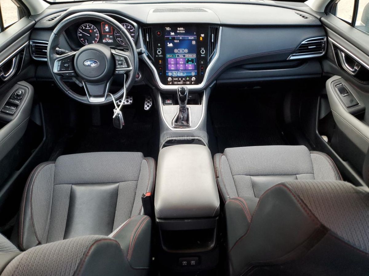 Subaru Legacy - фото 8