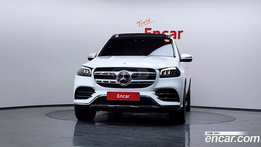 Mercedes-Benz GLS 63 AMG - фото 3