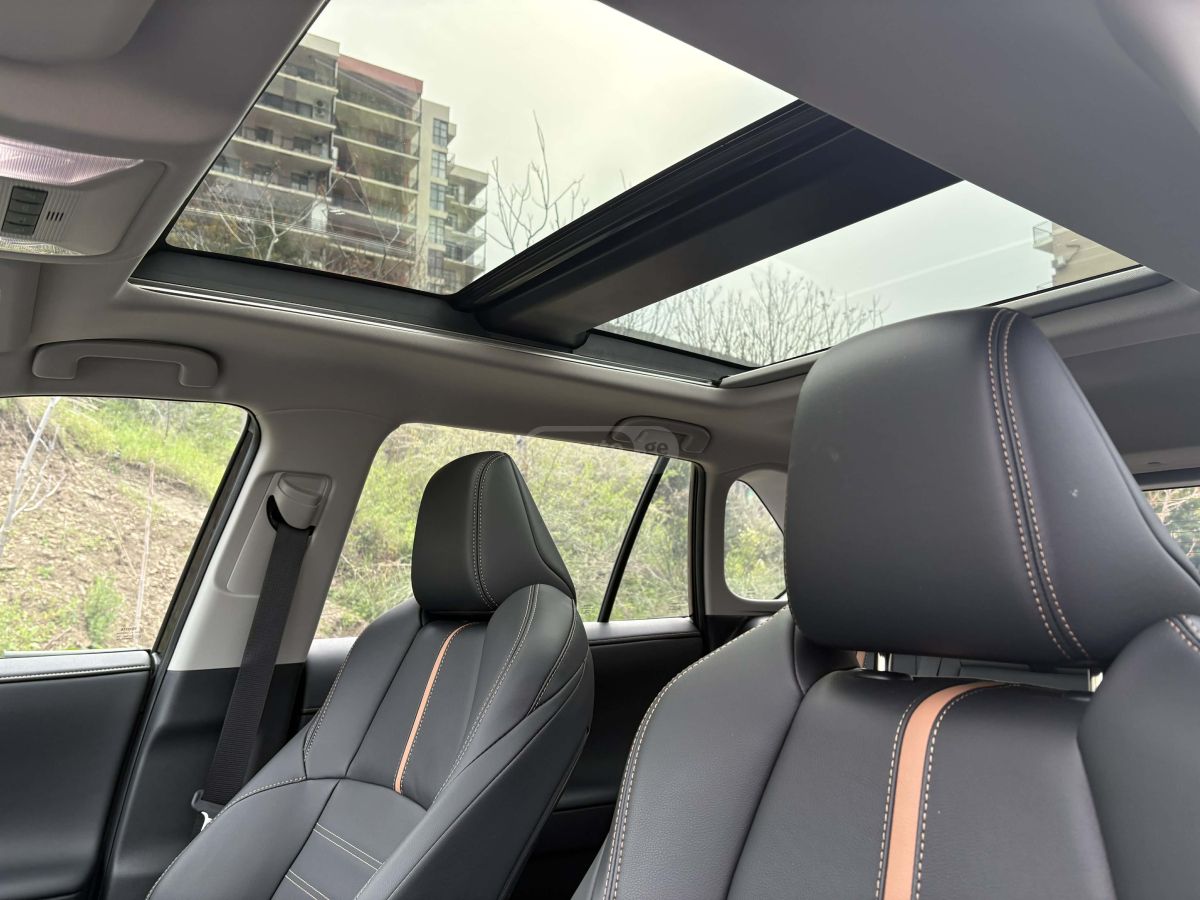 Toyota RAV 4 - фото 10