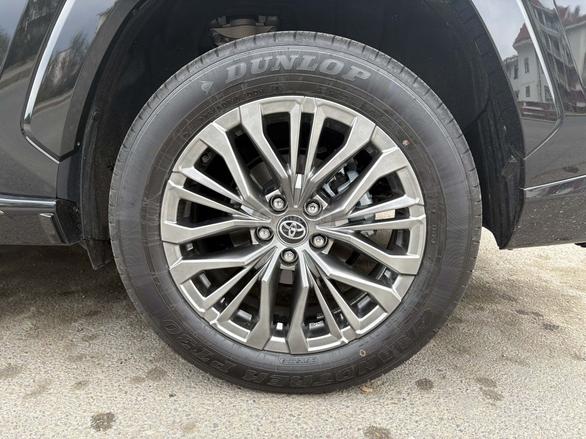 Toyota RAV 4 - фото 11