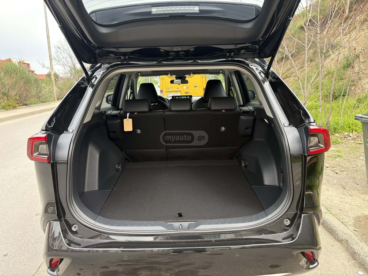 Toyota RAV 4 - фото 12