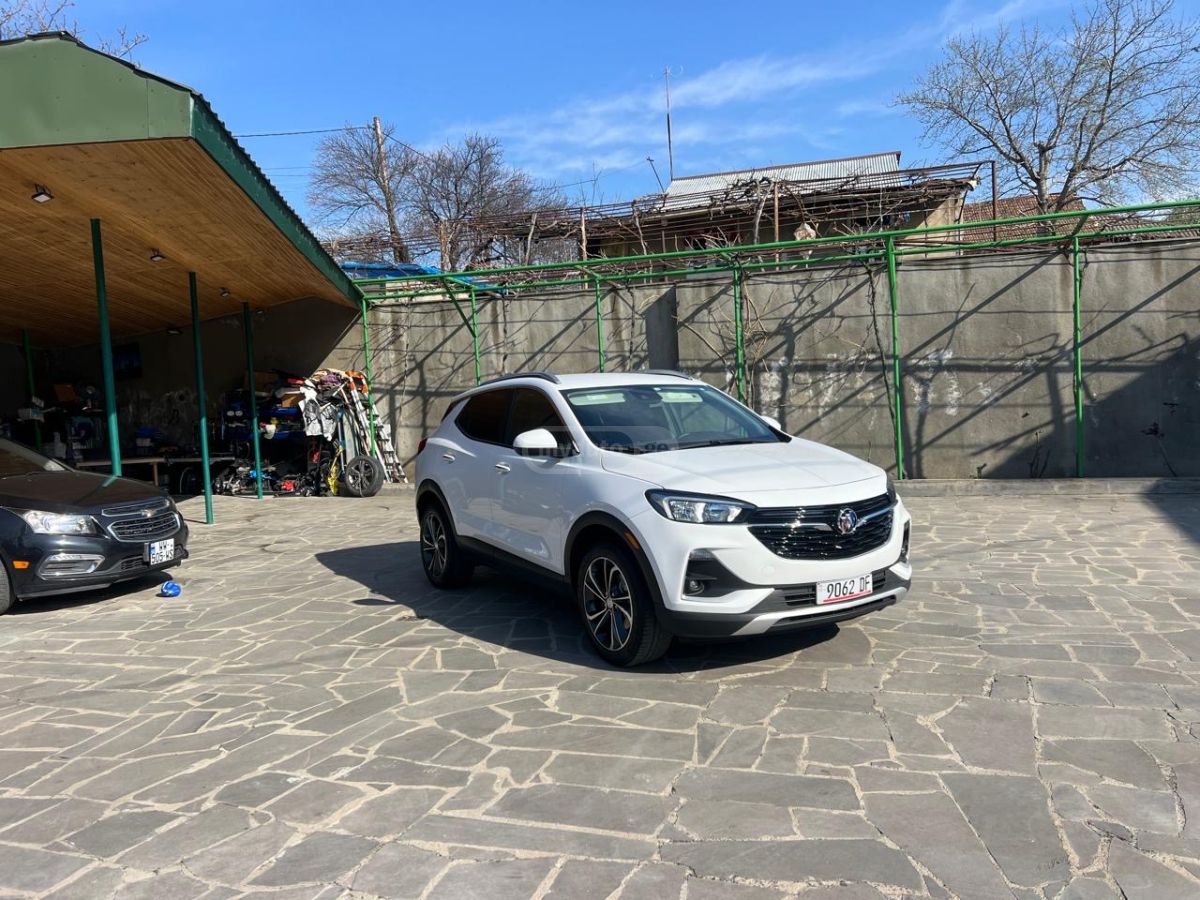 Buick Encore - фото 1