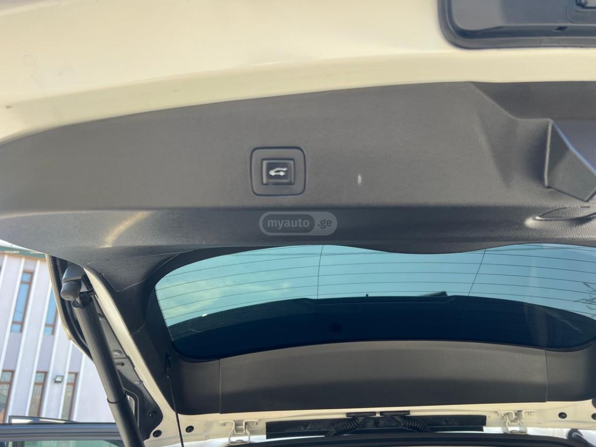 Buick Encore - фото 12