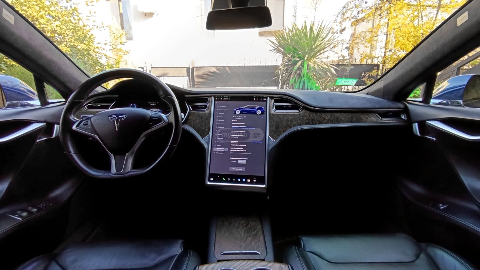 Tesla Model S - фото 3