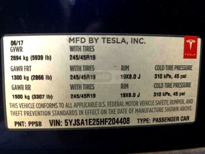 Tesla Model S - фото 6