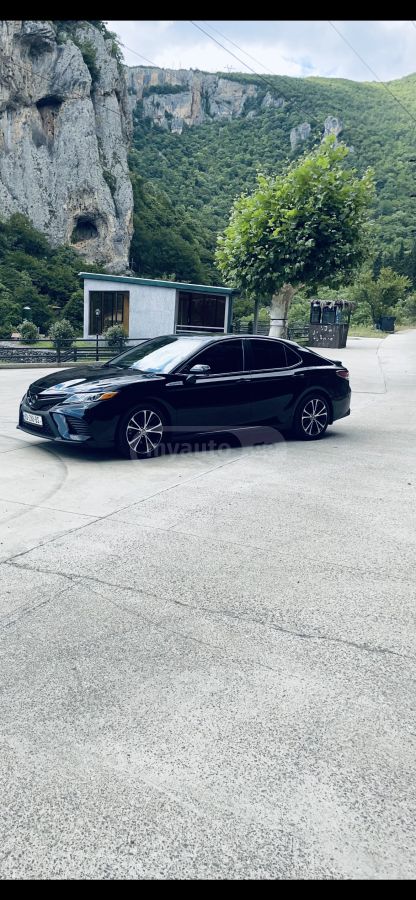 Toyota Camry - фото 4