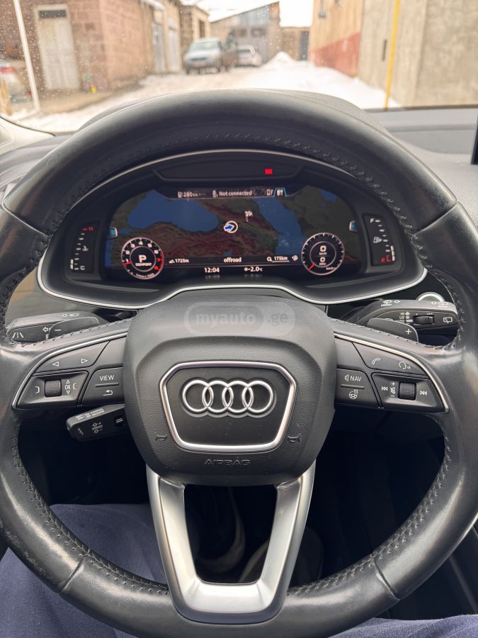 Audi Q7 - фото 4