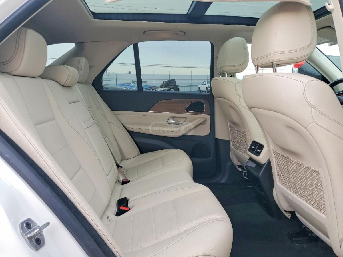 Mercedes-Benz Base GLE 350 4dr All-Wheel Dri — миниатюра 6