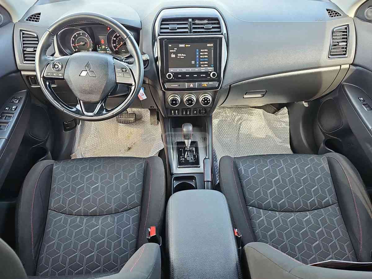 Mitsubishi Outlander Sport 2021 — миниатюра 11