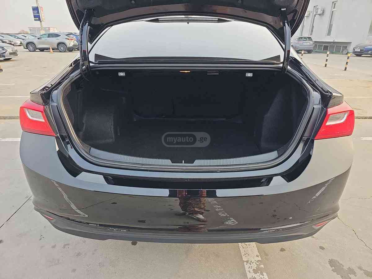 Chevrolet Malibu - фото 11