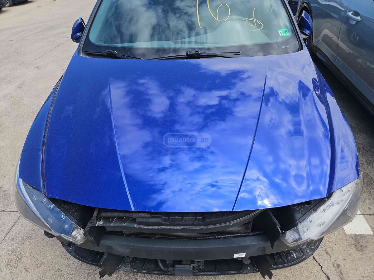 Hyundai Elantra - фото 7