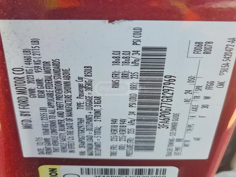 Ford Fusion - фото 10