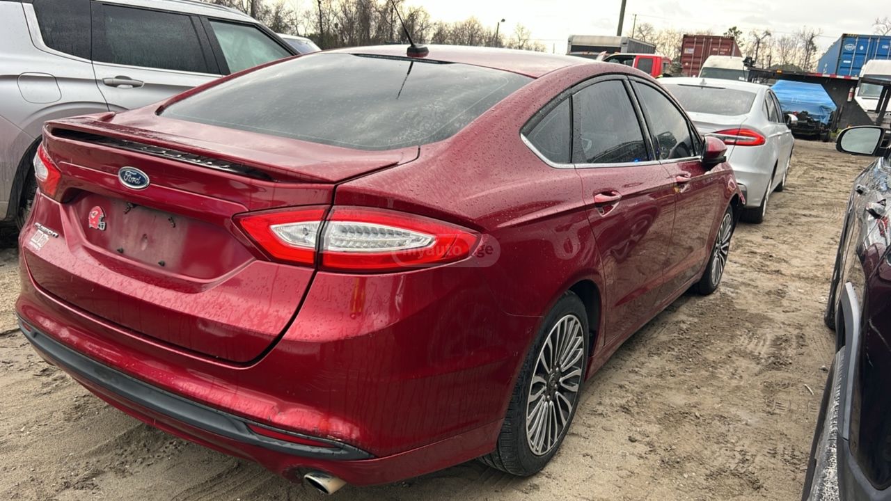 Ford Fusion - фото 12