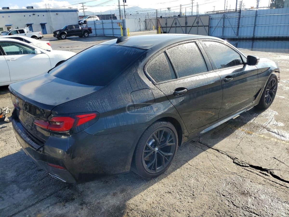 BMW 530 - фото 3