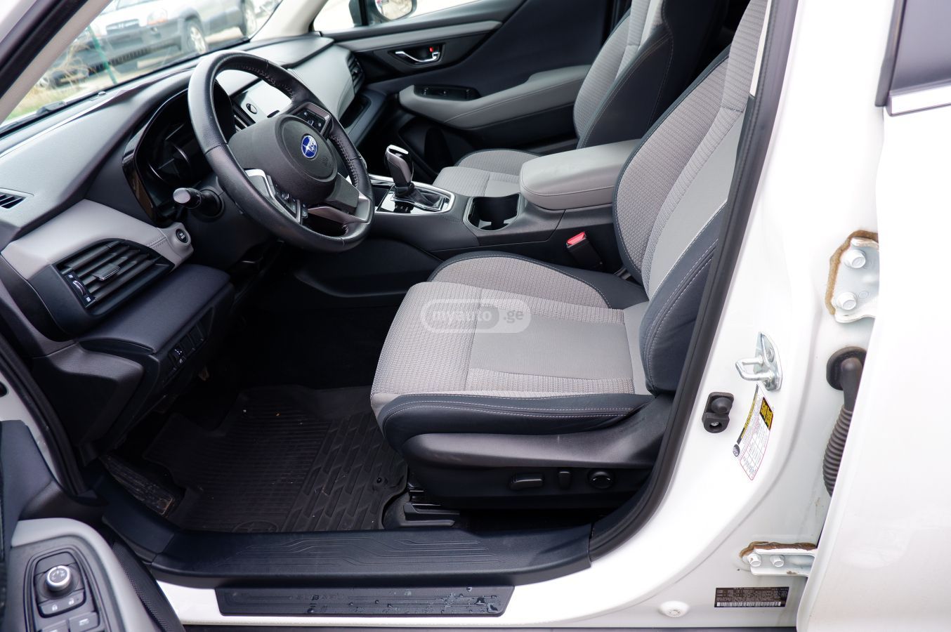 Subaru Outback - фото 10