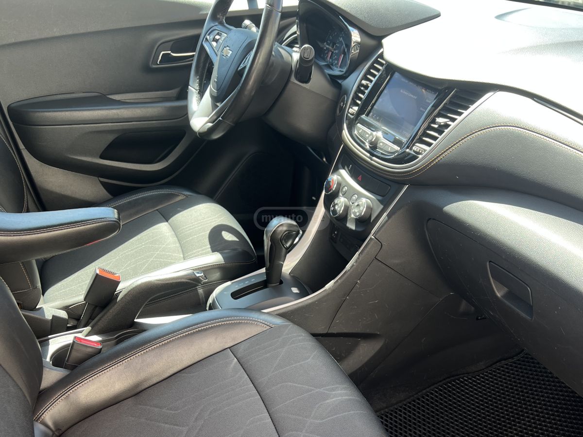 Chevrolet Trax - фото 9