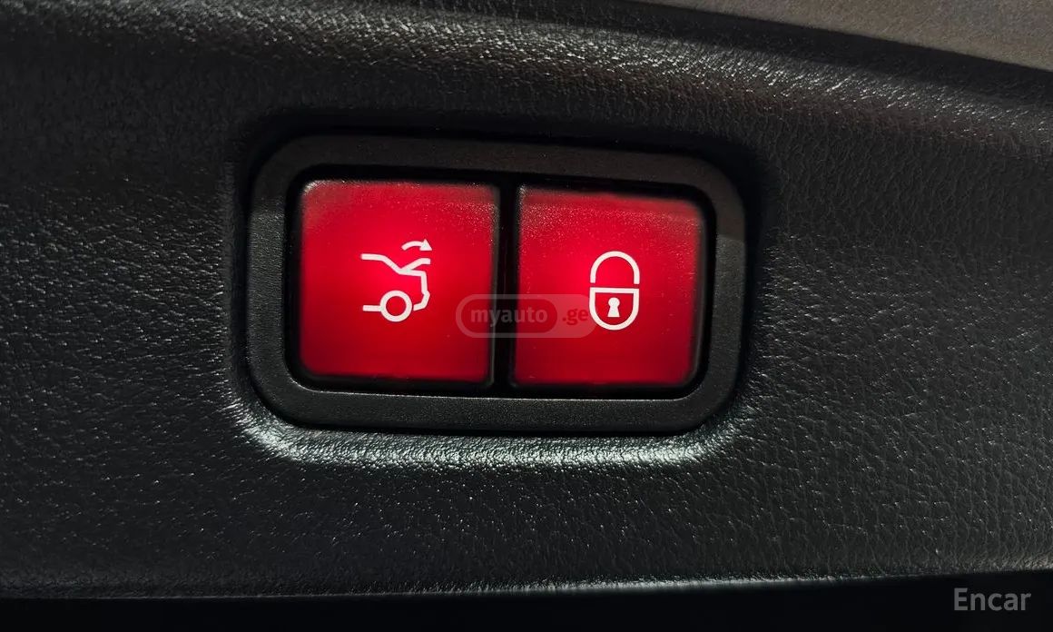 Mercedes-Benz C 200 2023 — миниатюра 15