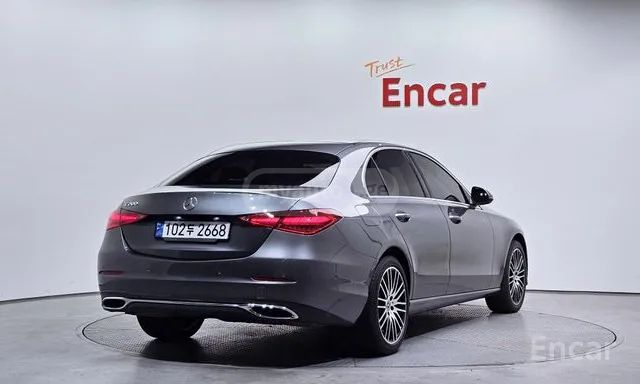 Mercedes-Benz C 200 2023 — миниатюра 4