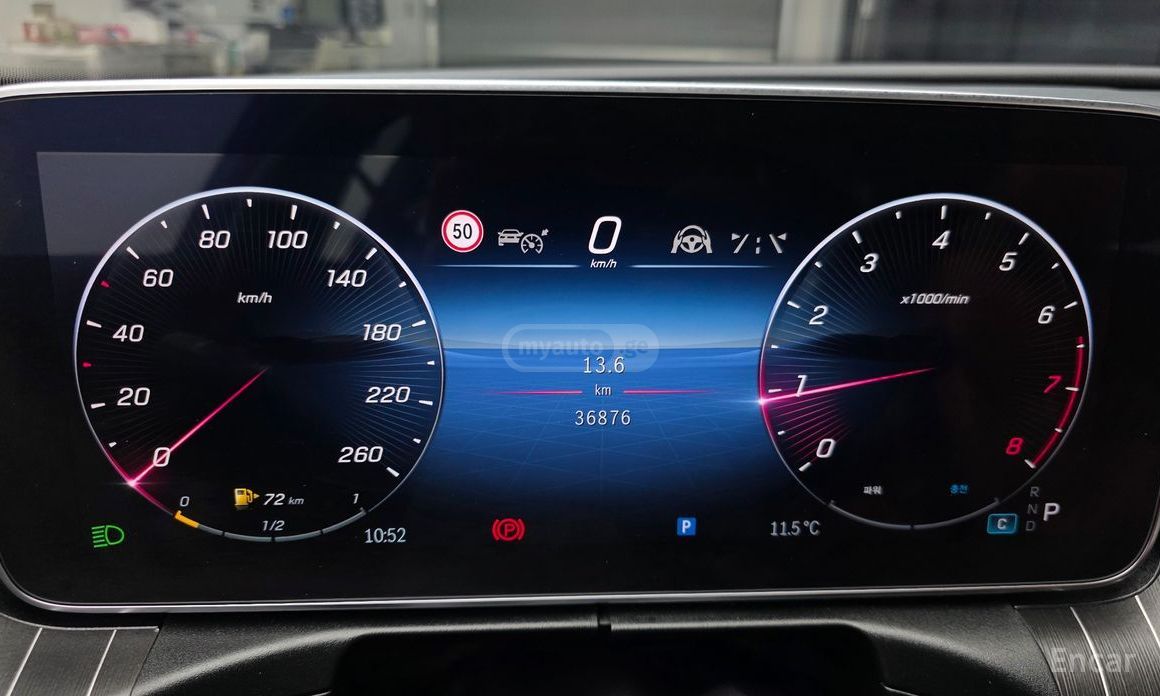 Mercedes-Benz C 200 2023 — миниатюра 8