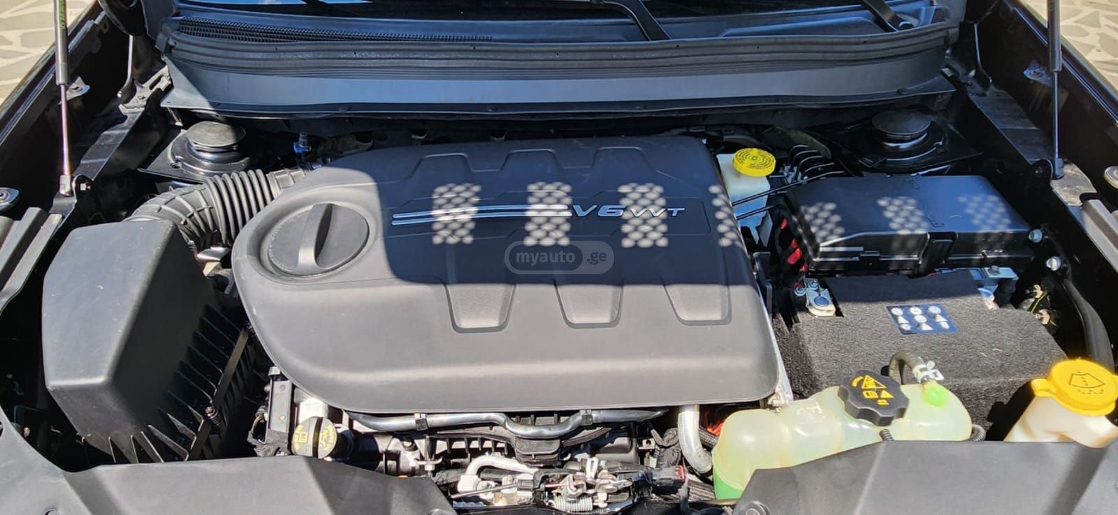 Jeep Cherokee - фото 12