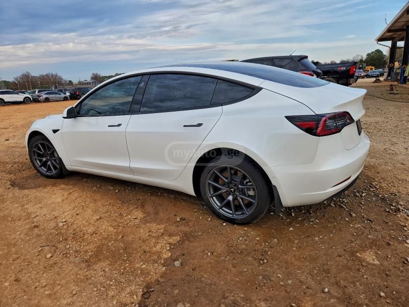 Tesla LONG RANGE DUAL MOTOR — миниатюра 4