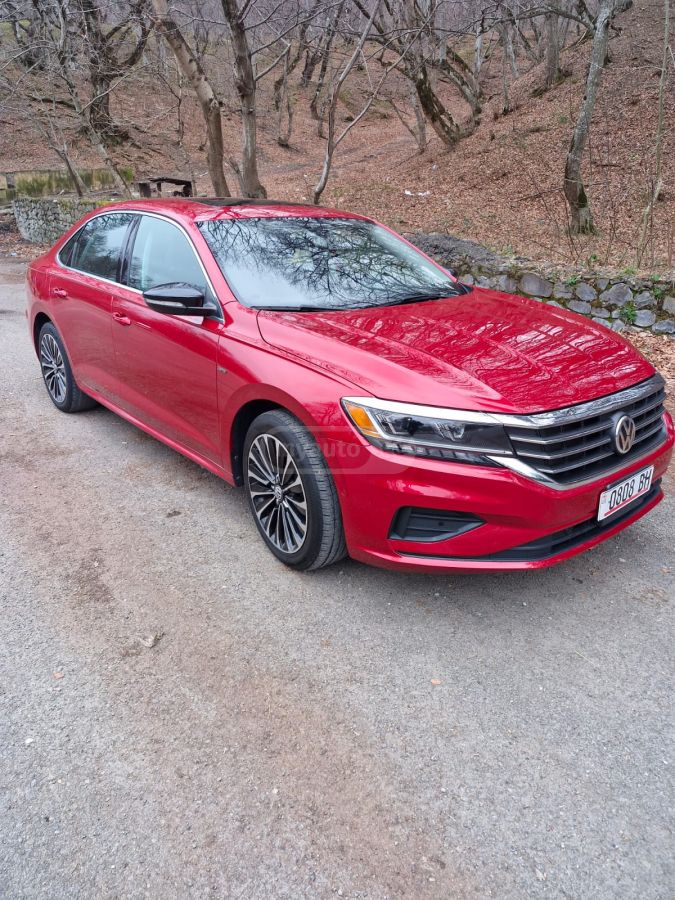 Volkswagen Passat Limited Edition 2021 — миниатюра 1