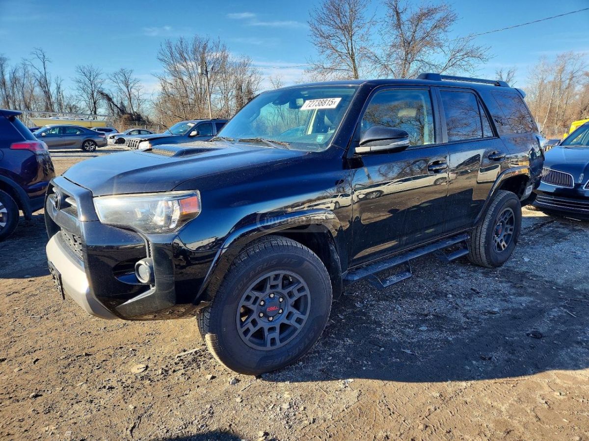 Toyota 4 Runner - фото 1