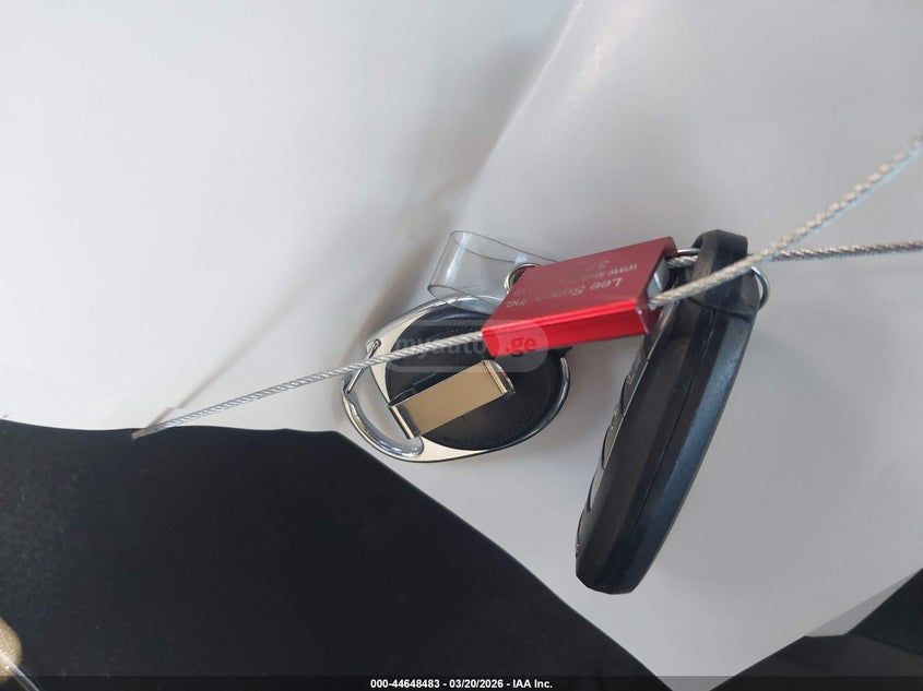 Nissan Leaf - фото 11