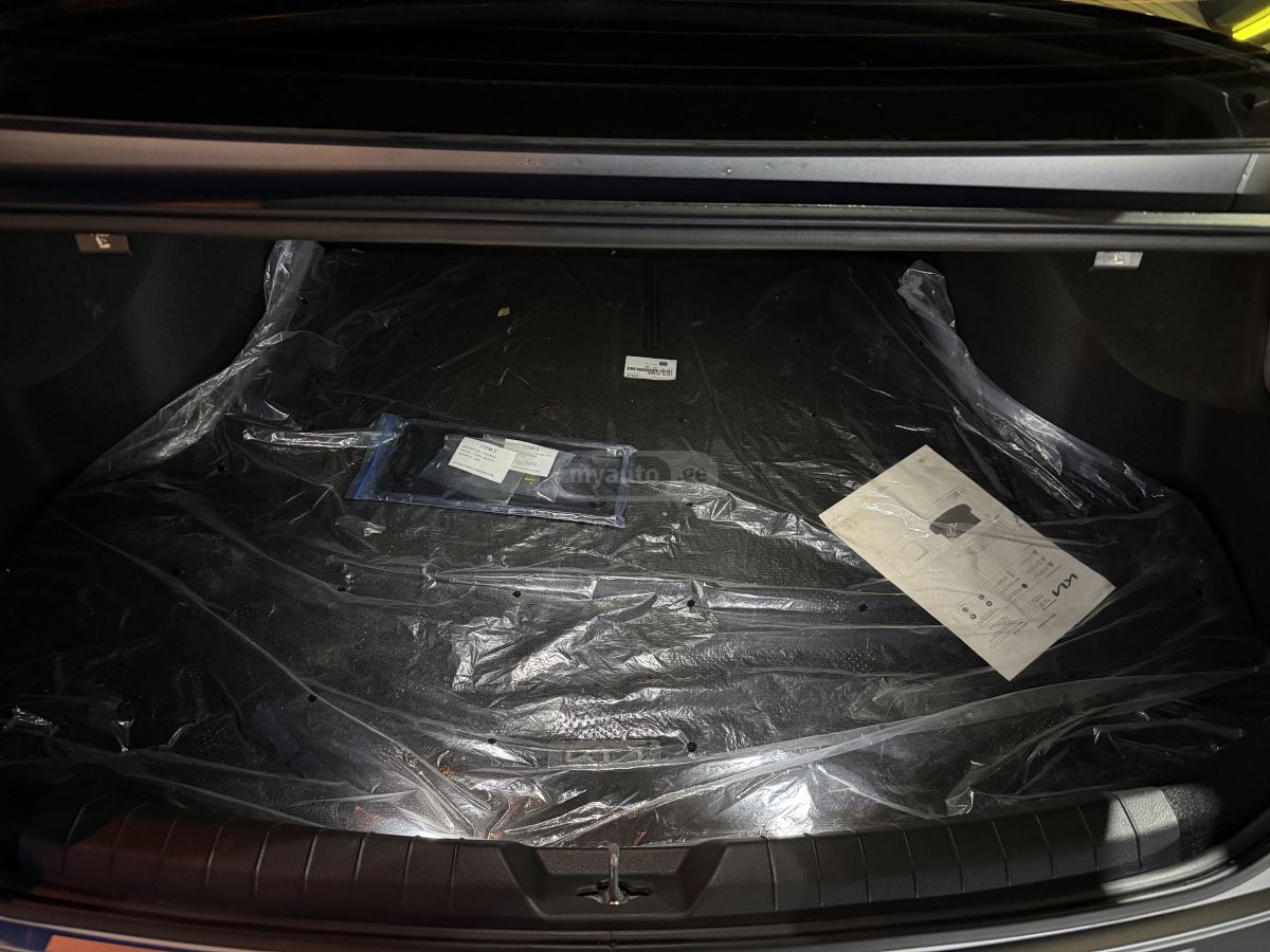 Kia K5 - фото 13