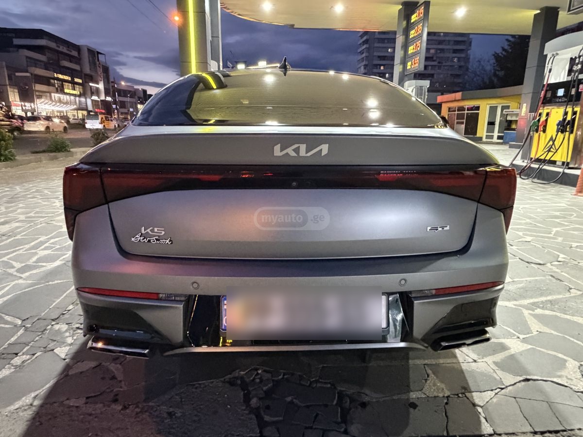 Kia K5 - фото 4