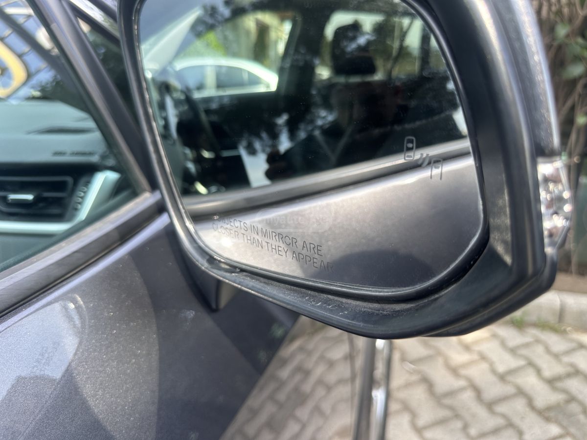 Toyota RAV 4 - фото 14