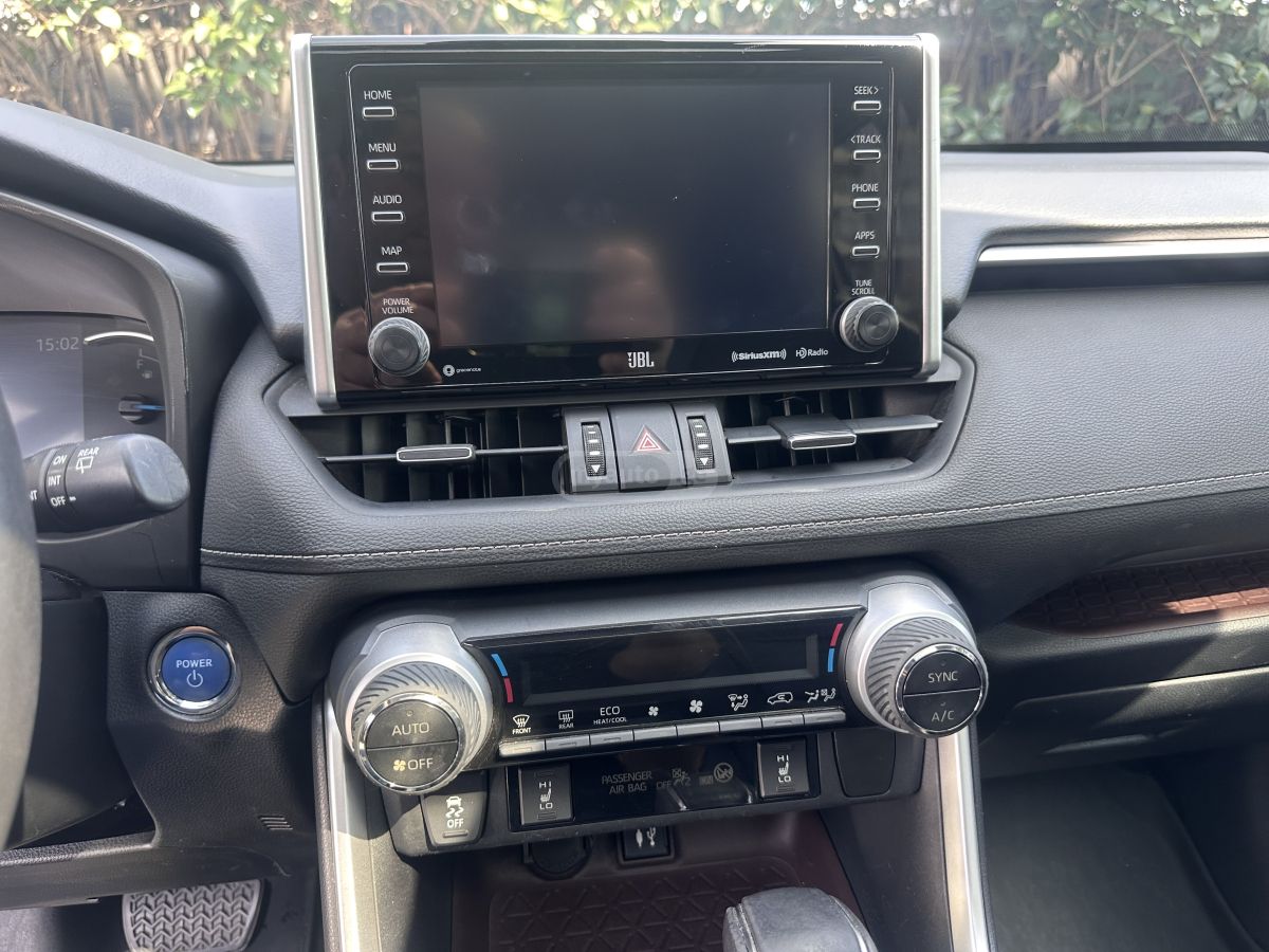 Toyota RAV 4 - фото 15