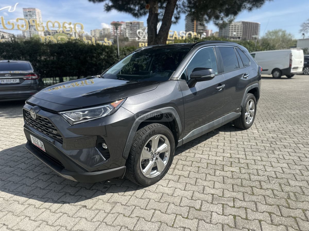 Toyota RAV 4 - фото 3