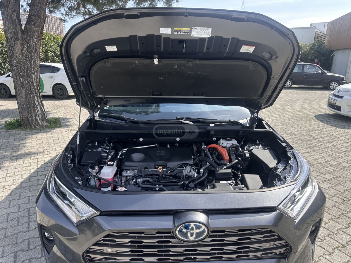 Toyota RAV 4 - фото 9