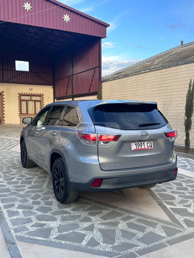 Toyota Highlander - фото 5