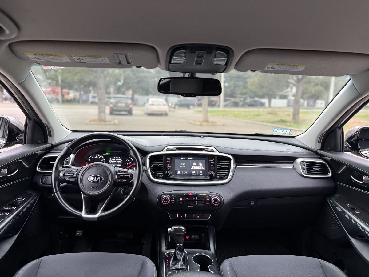Kia Sorento - фото 12