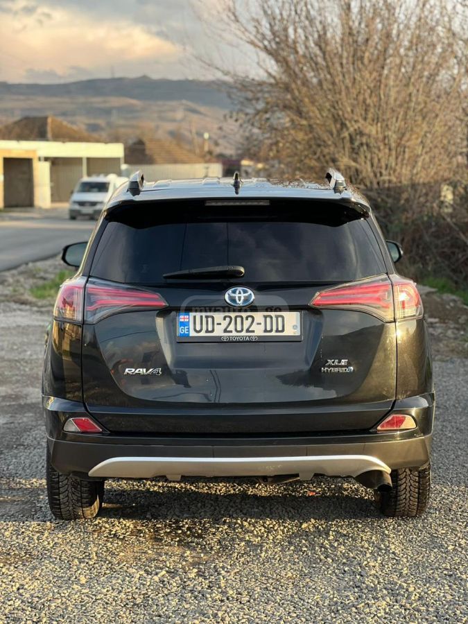 Toyota RAV 4 - фото 11