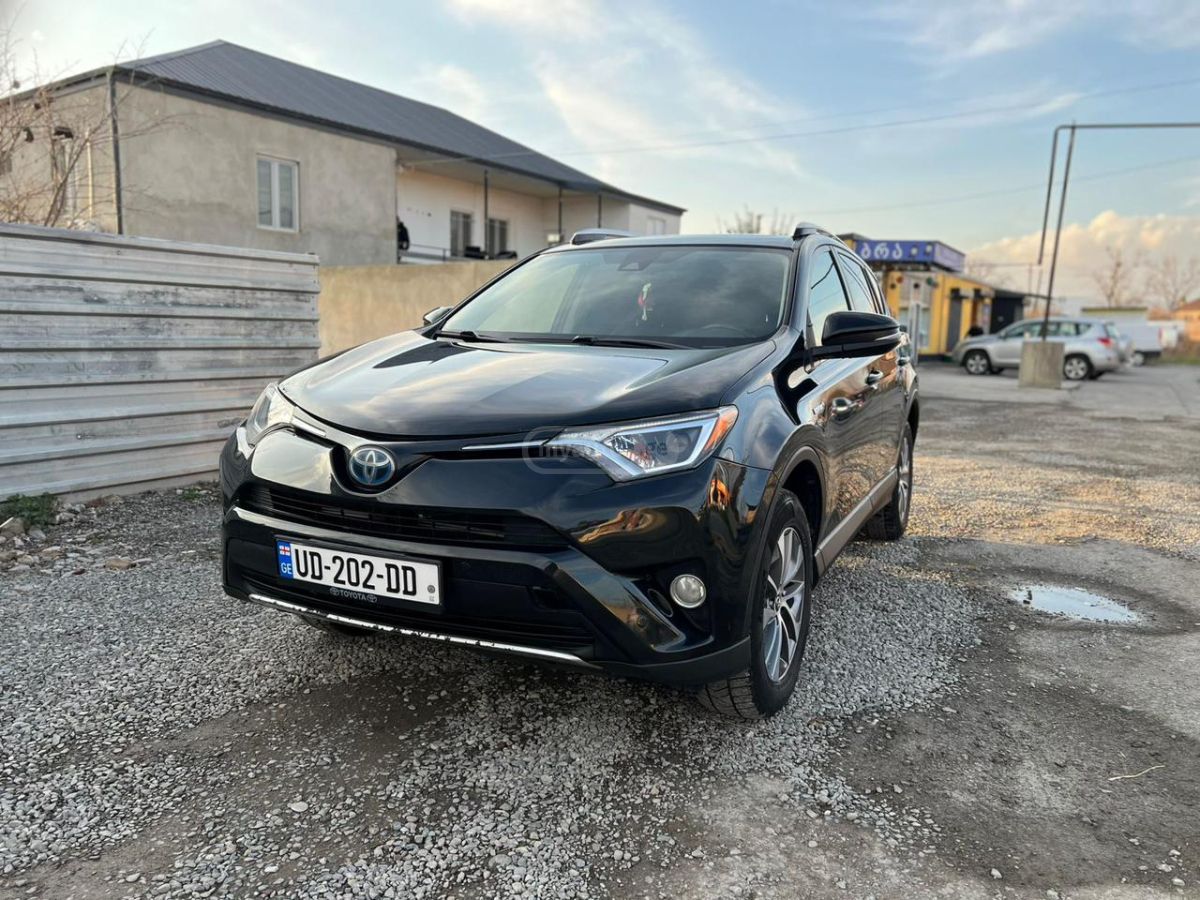 Toyota RAV 4 - фото 5