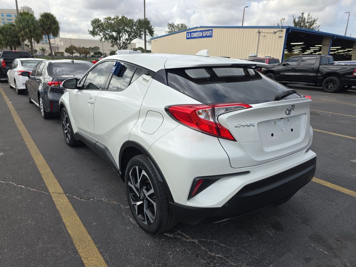 Toyota CHR - фото 10