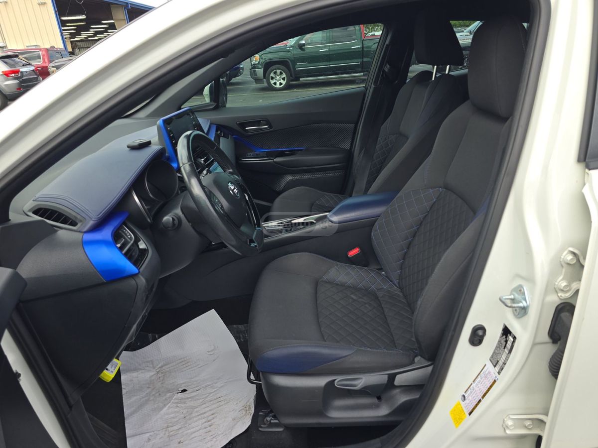 Toyota CHR - фото 5