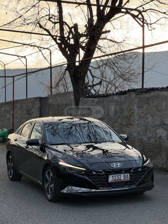 Hyundai Elantra - фото 4