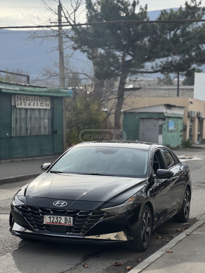 Hyundai Elantra - фото 5