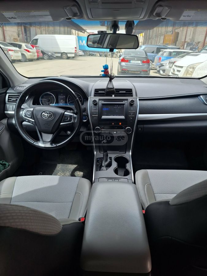 Toyota Camry - фото 7